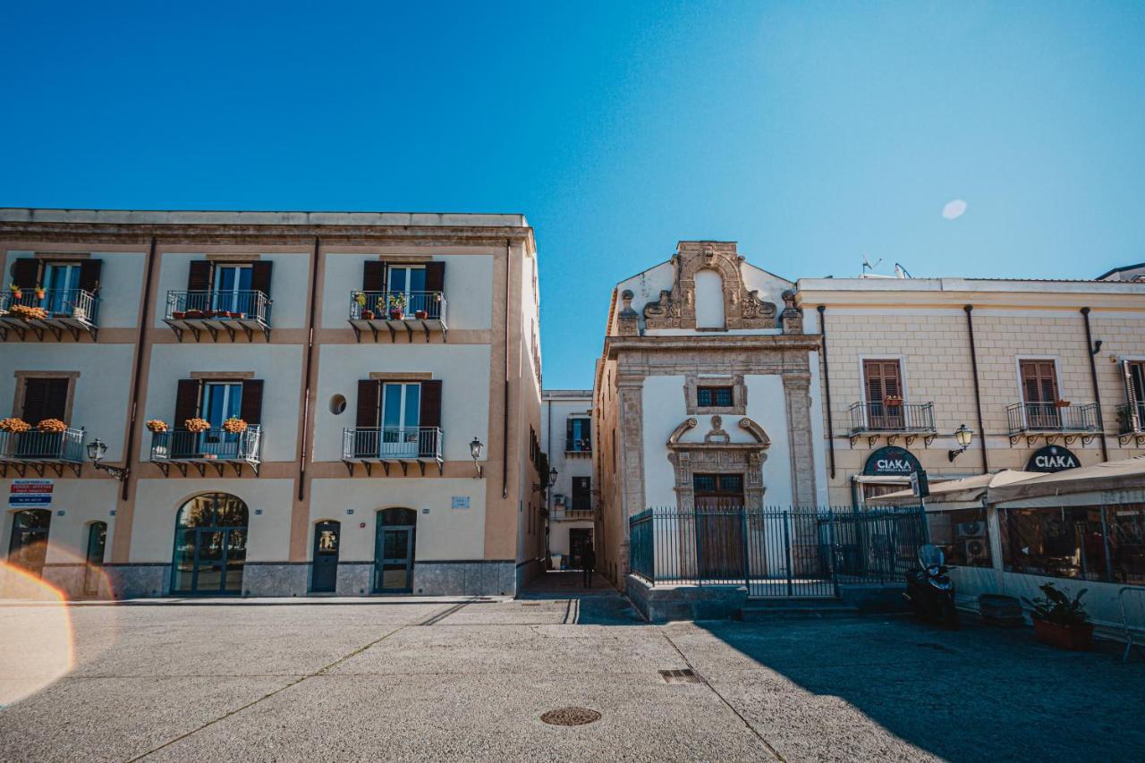 A Casa Di Francy Apartment Palermo Bagian luar foto