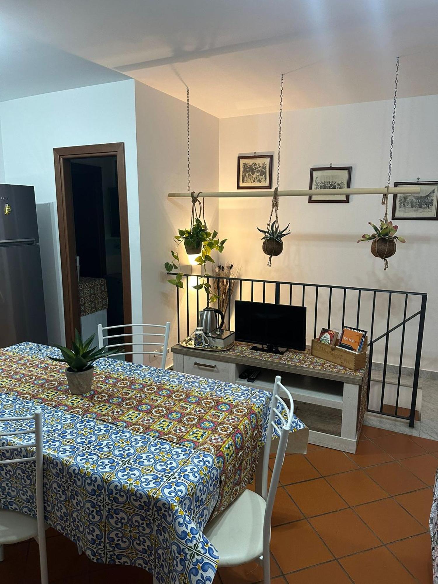 A Casa Di Francy Apartment Palermo Bagian luar foto