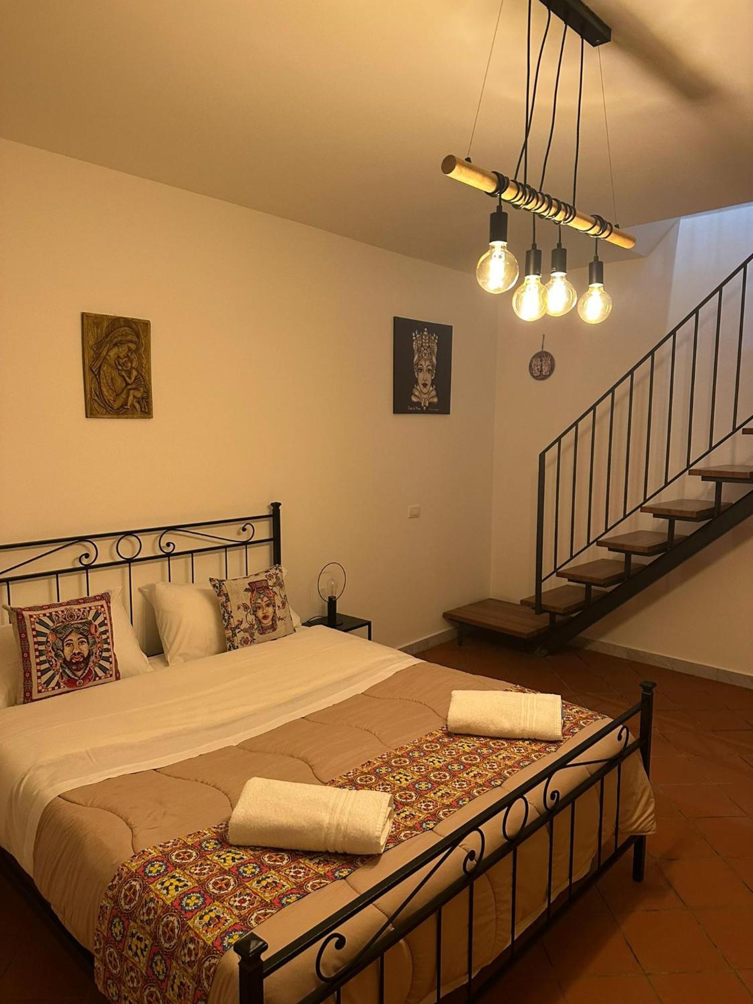A Casa Di Francy Apartment Palermo Bagian luar foto